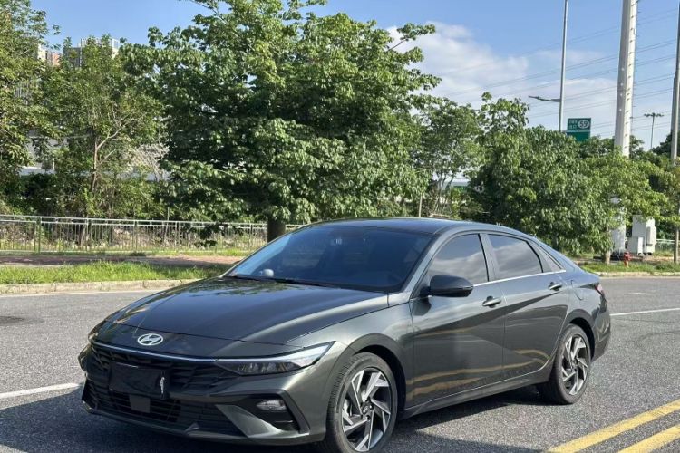 Hyundai Elantra 2023 1.5L CVT GLX Elite Edition