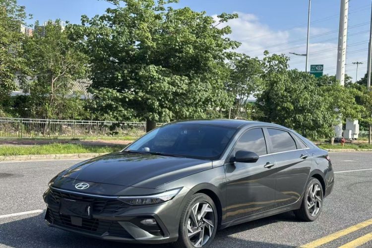 Używany Hyundai Elantra 2023 1.5L CVT GLX Elite Edition Guazi used car, China used car export, Used car for sale, Used  cars, Cheapest cars for sale