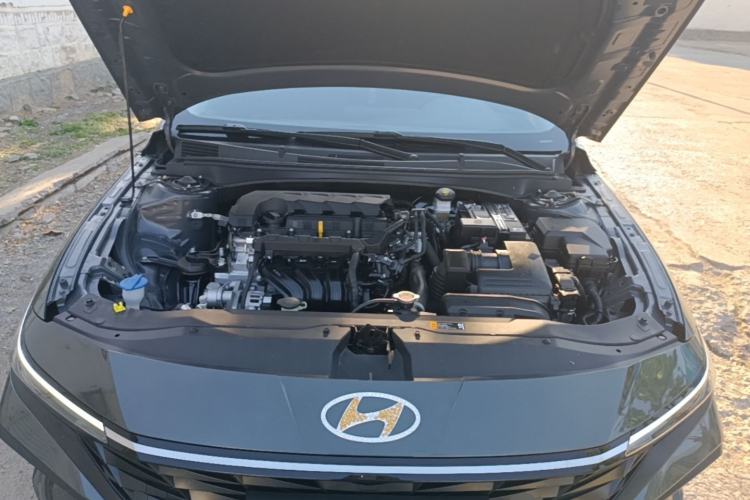 Used Hyundai Elantra 2023 1.5L CVT GLX Elite Edition Engine Bay