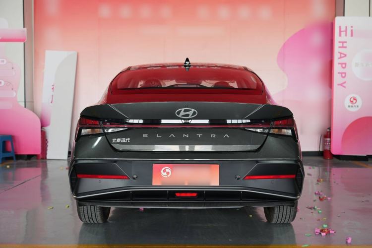 Used Hyundai Elantra 2023 1.5L CVT LUX Prestige Edition Exterior 5