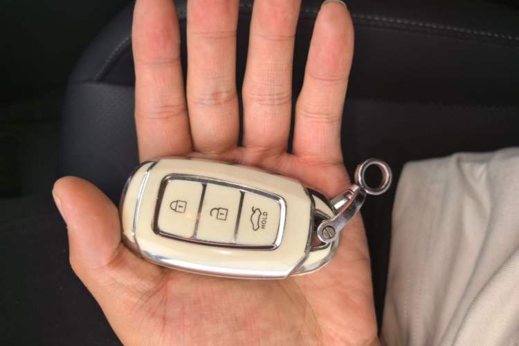 Used Hyundai Elantra 2023 1.5L CVT GLX Elite Edition Interior 1