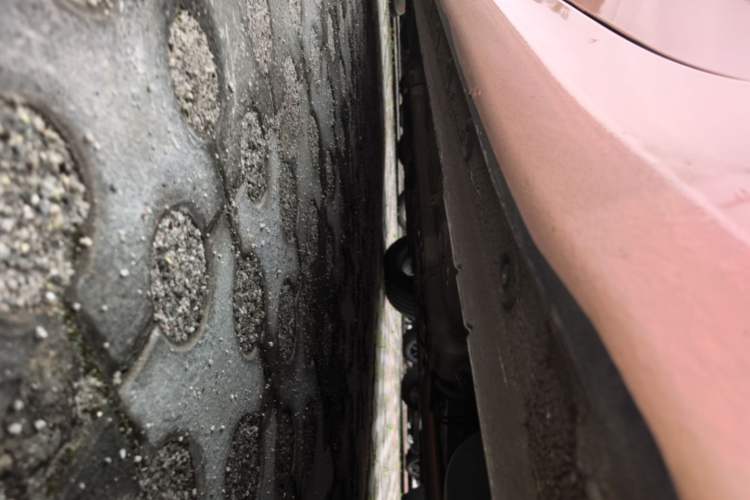 Used Hyundai Elantra 2023 1.5L CVT GLX Elite Edition Left Side Sill