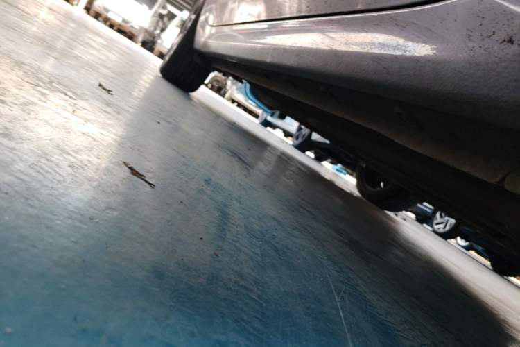 Used Hyundai Elantra 2023 1.5L CVT GLX Elite Edition Right Side Sill