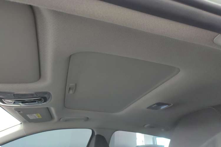 Used Hyundai Elantra 2023 1.5L CVT GLX Elite Edition Headliner