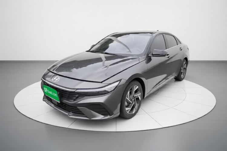 Hyundai Elantra 2023 1.5L CVT TOP Flagship Edition