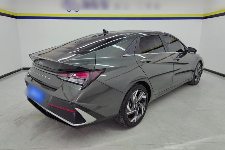 Used Hyundai Elantra 2023 1.5L CVT GLX Elite Edition Rear Right 45 Deg
