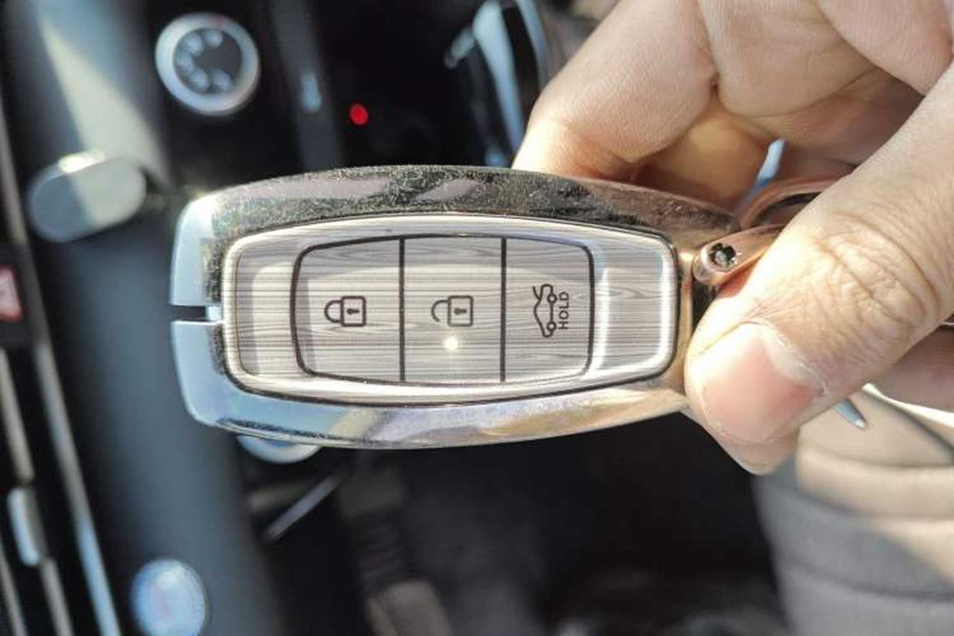 Used Hyundai Elantra 2023 1.5L CVT GLX Elite Edition Vehicle Key