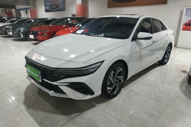 Used Hyundai Elantra 2023 1.5L CVT LUX Prestige Edition
