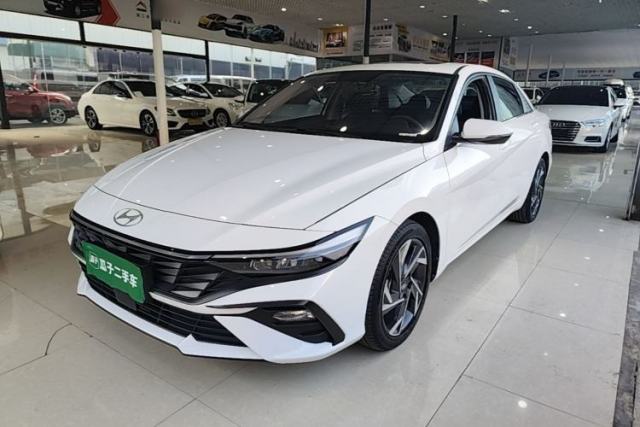 Ojetý Hyundai Elantra 2023 1.5L CVT GLX Elite Edition