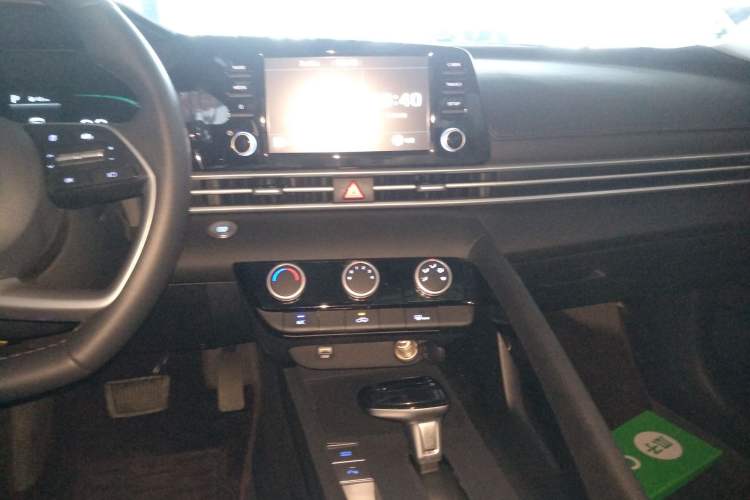 Used Hyundai Elantra 2023 1.5L CVT GLX Elite Edition Audio And AC Panel