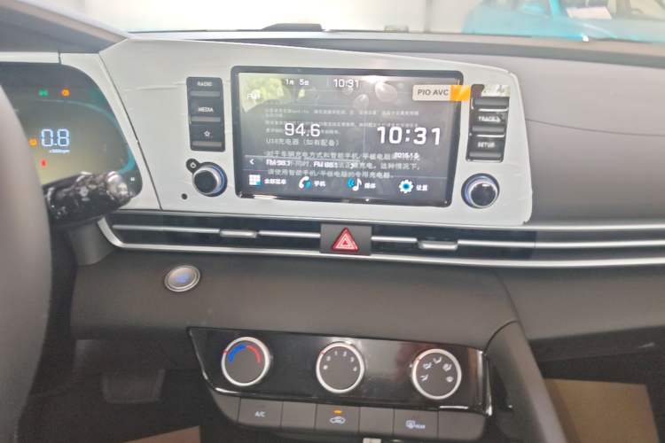 Used Hyundai Elantra 2023 1.5L CVT GLX Elite Edition Audio And AC Panel