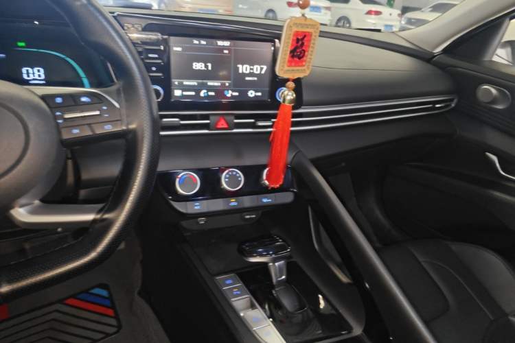 Used Hyundai Elantra 2023 1.5L CVT GLX Elite Edition Audio And AC Panel