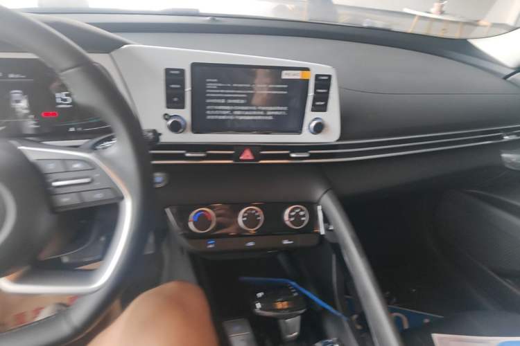 Used Hyundai Elantra 2023 1.5L CVT GLX Elite Edition Audio And AC Panel