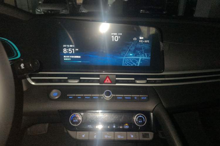 Used Hyundai Elantra 2023 1.5L CVT LUX Prestige Edition Audio And AC Panel