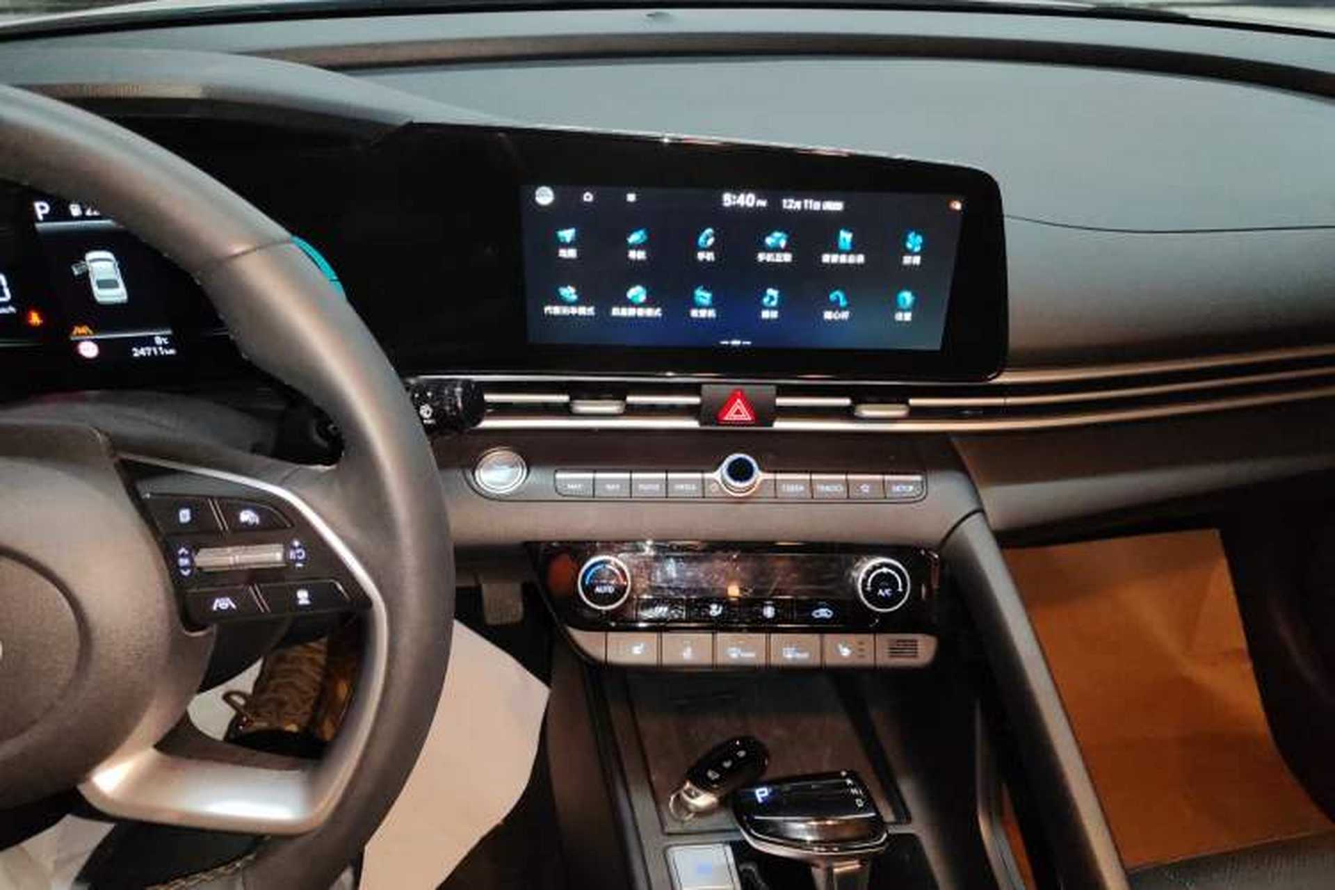 Used Hyundai Elantra 2023 1.5L CVT LUX Prestige Edition Audio And AC Panel