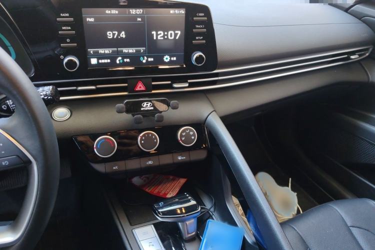Used Hyundai Elantra 2023 1.5L CVT GLX Elite Edition Audio And AC Panel