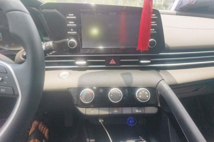 Used Hyundai Elantra 2023 1.5L CVT GLX Elite Edition Audio And AC Panel