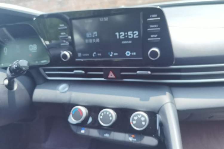 Used Hyundai Elantra 2023 1.5L CVT GLX Elite Edition Audio And AC Panel