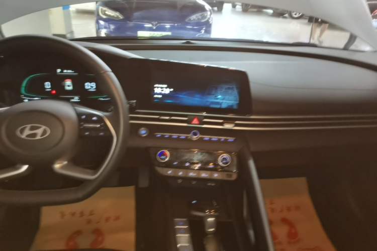 Used Hyundai Elantra 2023 1.5L CVT GLX Elite Edition Audio And AC Panel