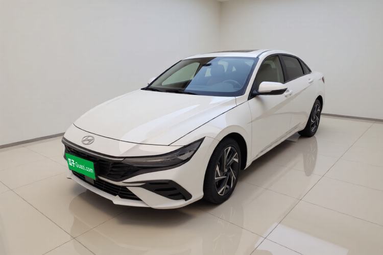 Używany Hyundai Elantra 2023 1.5L CVT LUX Prestige Edition Guazi used car, China used car export, Used car for sale, Used cars, Cheapest cars for sale
