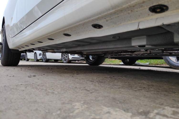 Used Hyundai Elantra 2023 1.5L CVT GLX Elite Edition Chassis Front Right