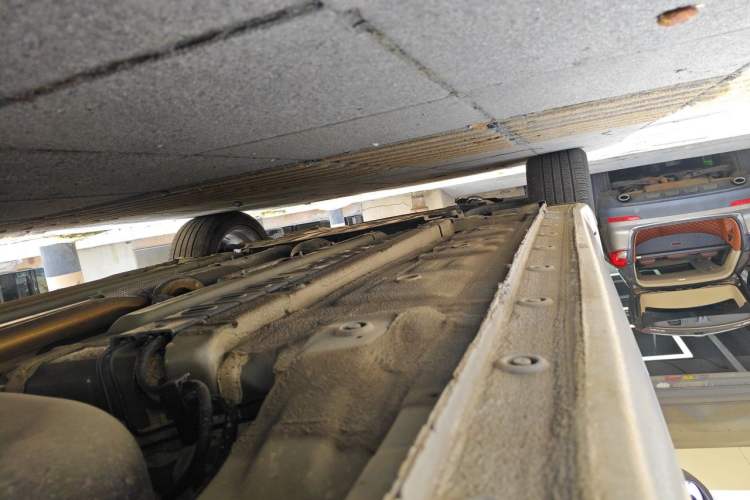 Used Hyundai Elantra 2023 1.5L CVT LUX Prestige Edition Chassis Rear Left