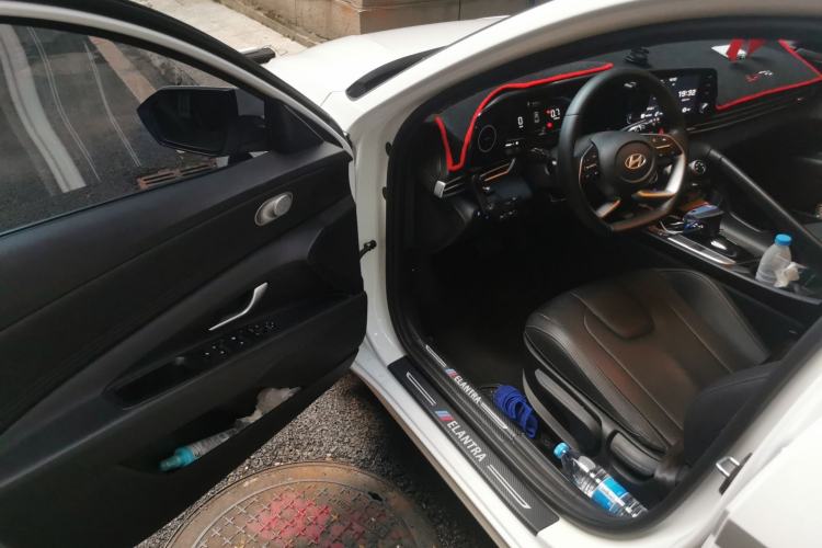 Used Hyundai Elantra 2023 1.5L CVT GLX Elite Edition Driver Seat