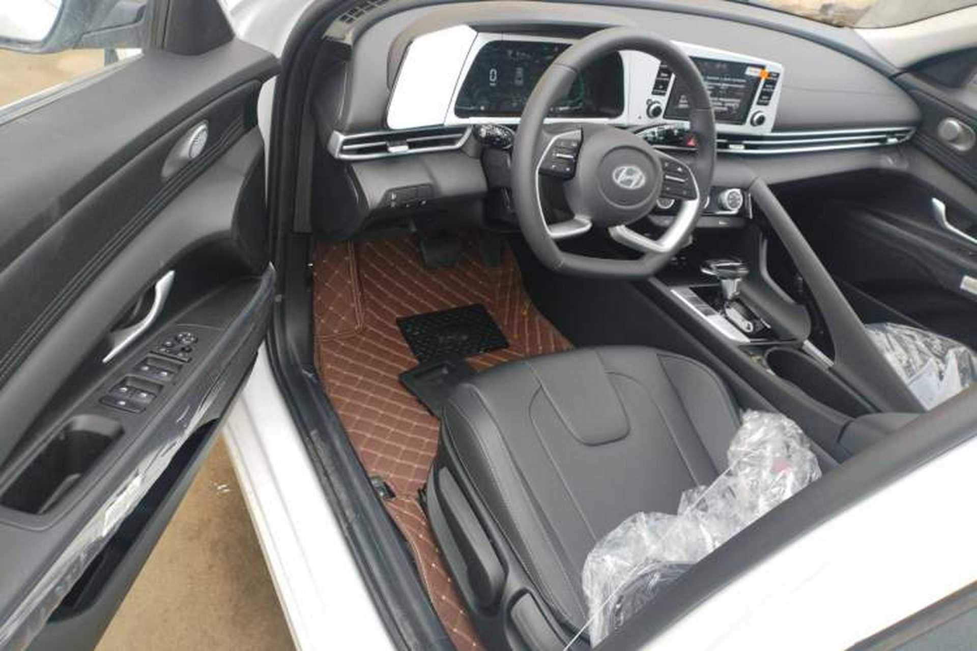 Used Hyundai Elantra 2023 1.5L CVT GLX Elite Edition Driver Seat