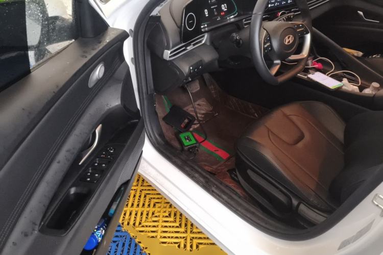 Used Hyundai Elantra 2023 1.5L CVT GLX Elite Edition Driver Seat