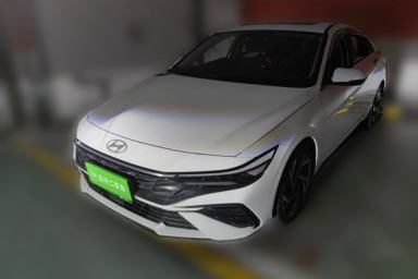Used Hyundai Elantra 2023 1.5L CVT LUX Prestige Edition