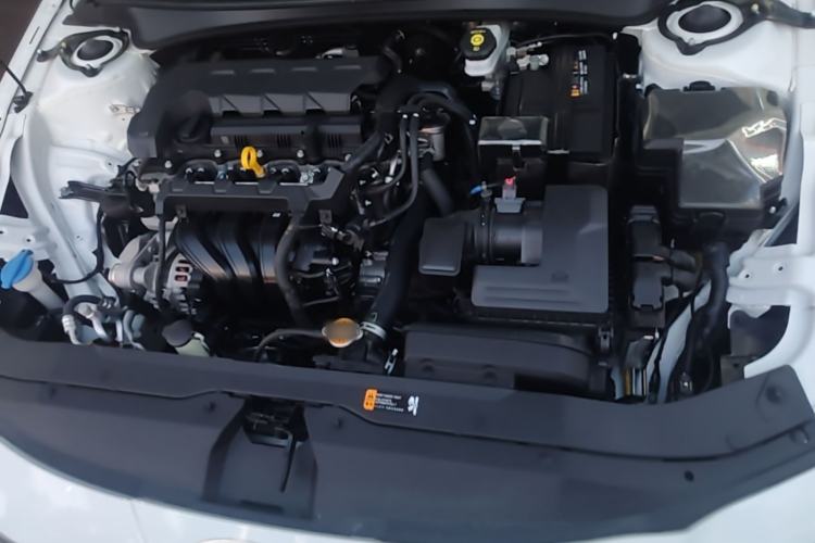 Used Hyundai Elantra 2023 1.5L CVT GLX Elite Edition Engine Bay