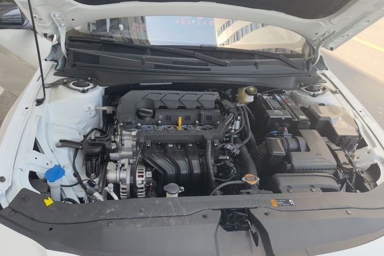Used Hyundai Elantra 2023 1.5L CVT GLX Elite Edition Engine Bay