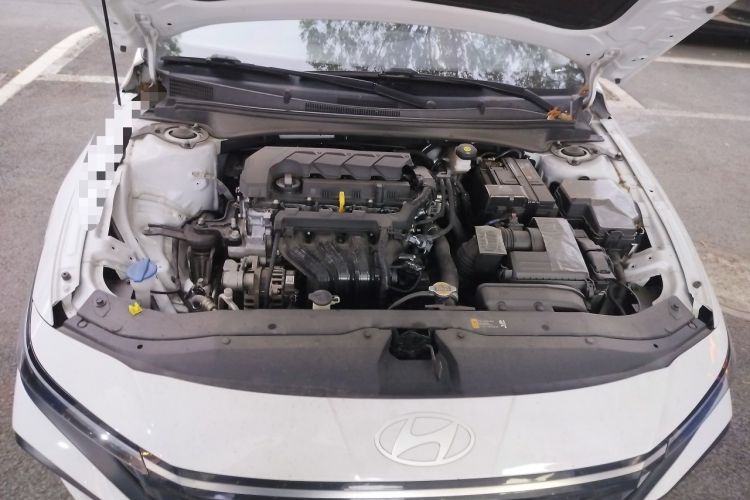 Used Hyundai Elantra 2023 1.5L CVT GLX Elite Edition Engine Bay