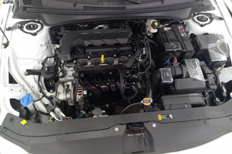 Used Hyundai Elantra 2023 1.5L CVT GLX Elite Edition Engine Bay