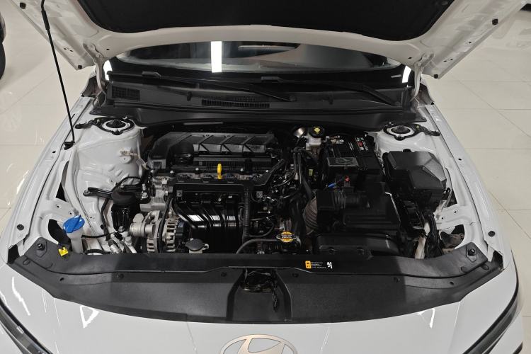 Used Hyundai Elantra 2023 1.5L CVT GLX Elite Edition Engine Bay