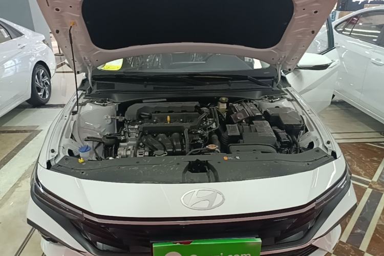 Used Hyundai Elantra 2023 1.5L CVT GLX Elite Edition Engine Bay