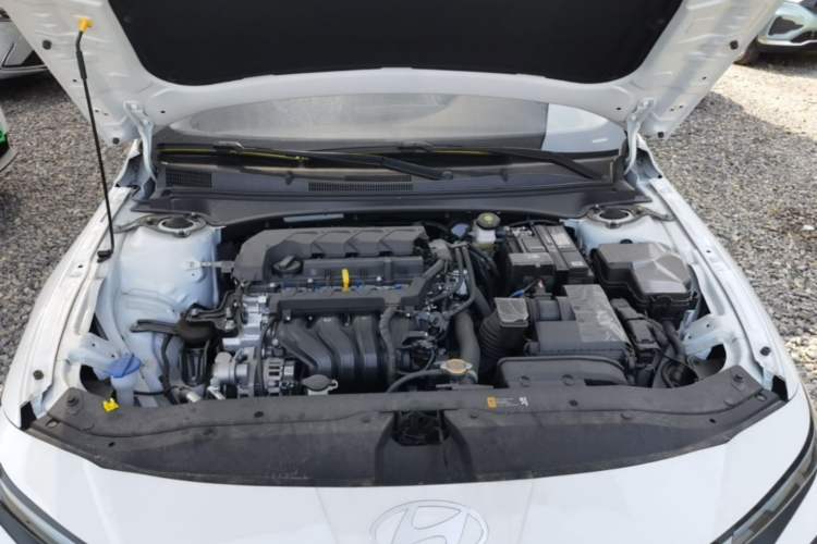 Used Hyundai Elantra 2023 1.5L CVT GLX Elite Edition Engine Bay