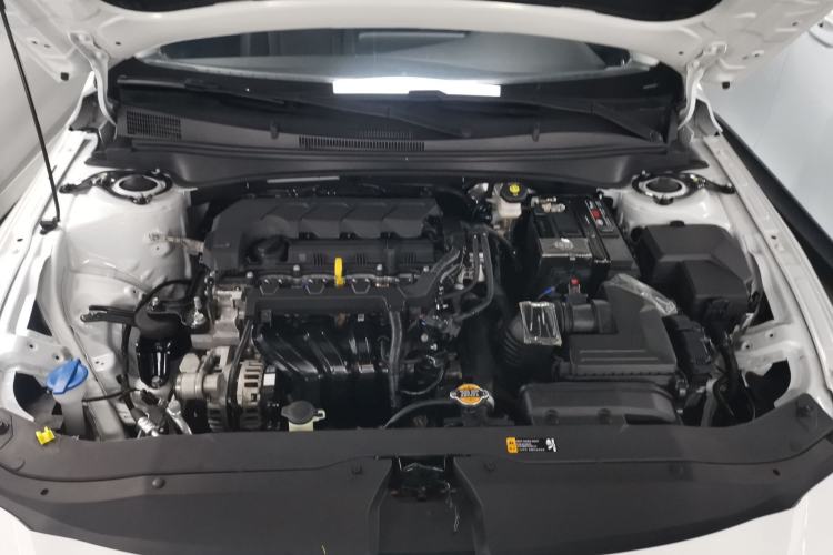 Used Hyundai Elantra 2023 1.5L CVT LUX Prestige Edition Engine Bay