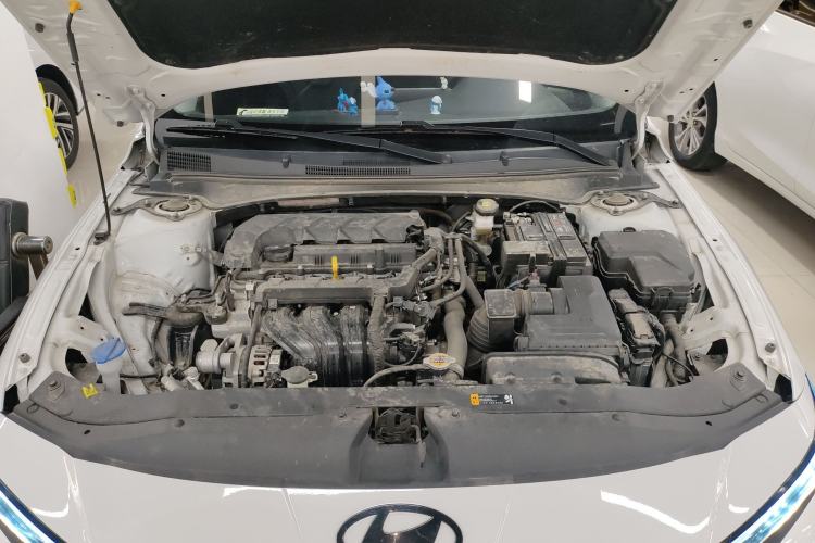 Used Hyundai Elantra 2023 1.5L CVT LUX Prestige Edition Engine Bay