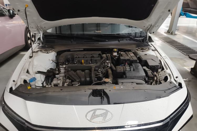 Used Hyundai Elantra 2023 1.5L CVT GLX Elite Edition Engine Bay