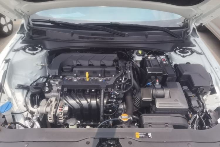 Used Hyundai Elantra 2023 1.5L CVT LUX Prestige Edition Engine Bay