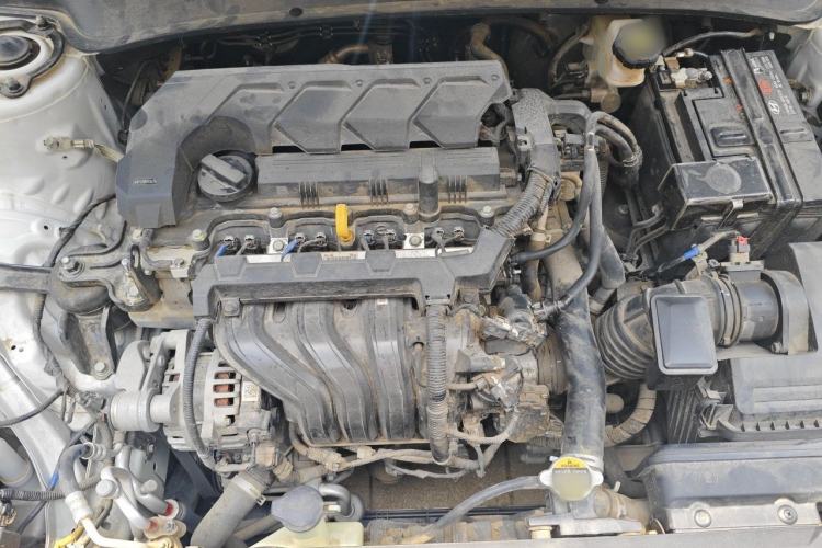 Used Hyundai Elantra 2023 1.5L CVT LUX Prestige Edition Engine Bay