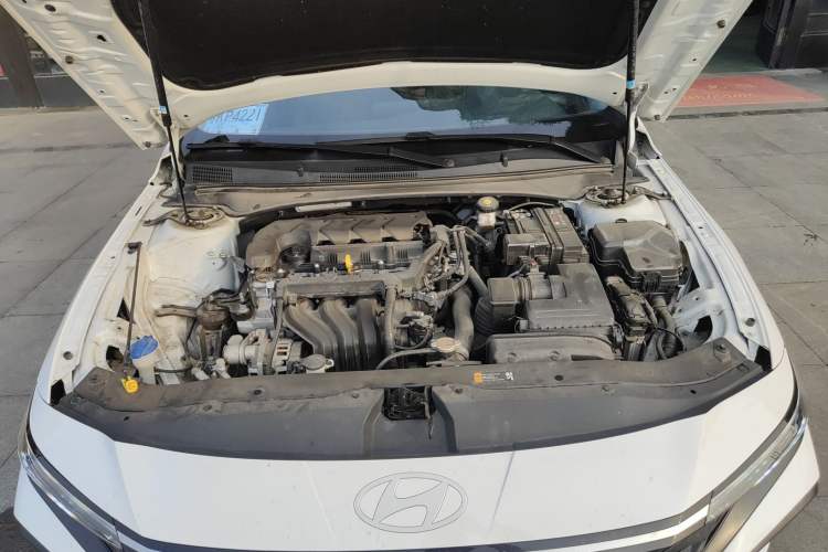 Used Hyundai Elantra 2023 1.5L CVT TOP Flagship Edition Engine Bay