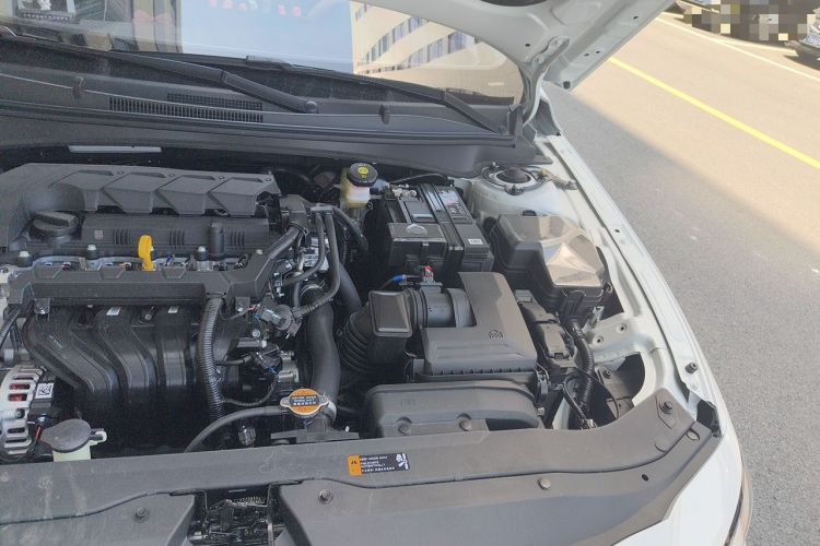 Used Hyundai Elantra 2023 1.5L CVT GLX Elite Edition Engine Bay Left