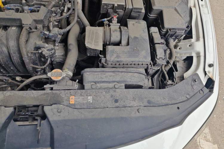 Used Hyundai Elantra 2023 1.5L CVT LUX Prestige Edition Engine Bay Left