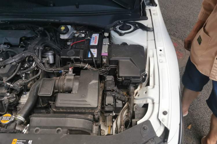 Used Hyundai Elantra 2023 1.5L CVT GLX Elite Edition Engine Bay Left