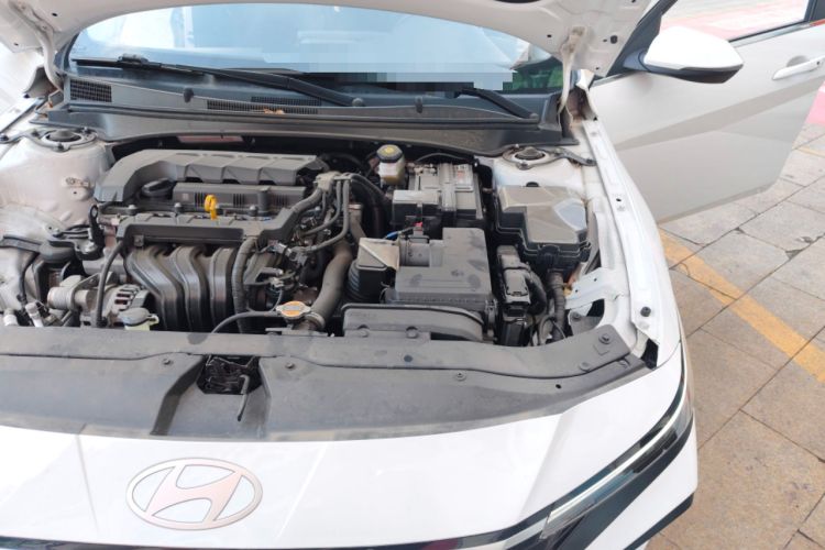 Used Hyundai Elantra 2023 1.5L CVT GLX Elite Edition Engine Bay Left