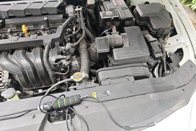 Used Hyundai Elantra 2023 1.5L CVT LUX Prestige Edition Engine Bay Left