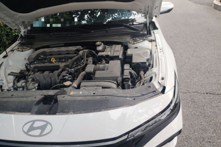 Used Hyundai Elantra 2023 1.5L CVT LUX Prestige Edition Engine Bay Left