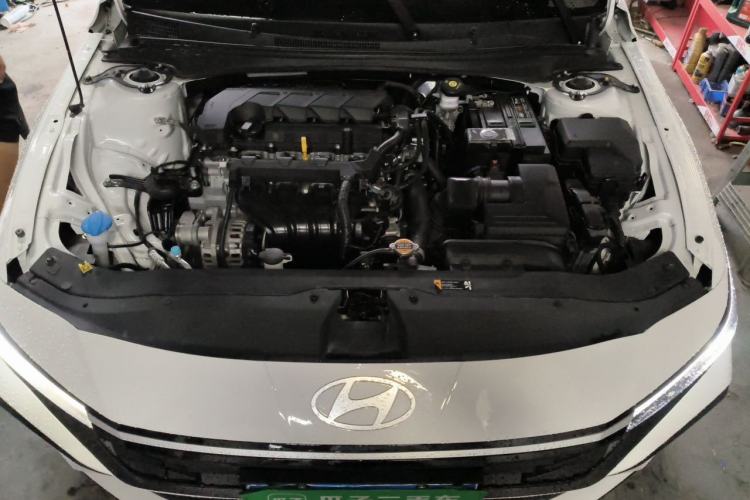 Used Hyundai Elantra 2023 1.5L CVT LUX Prestige Edition Engine Bay